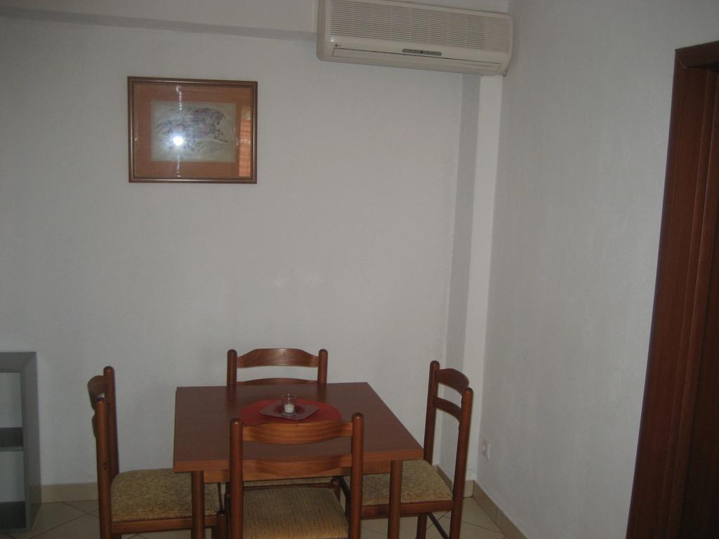 Apartment Aleksandar Tivat Dış mekan fotoğraf