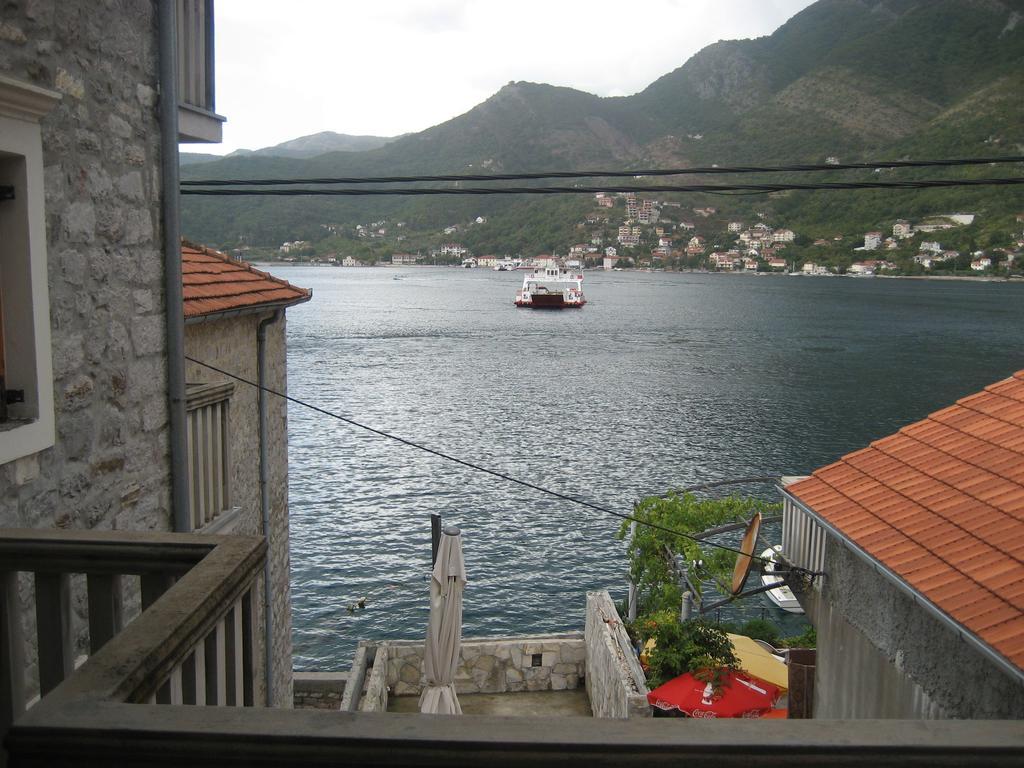Apartment Aleksandar Tivat Dış mekan fotoğraf