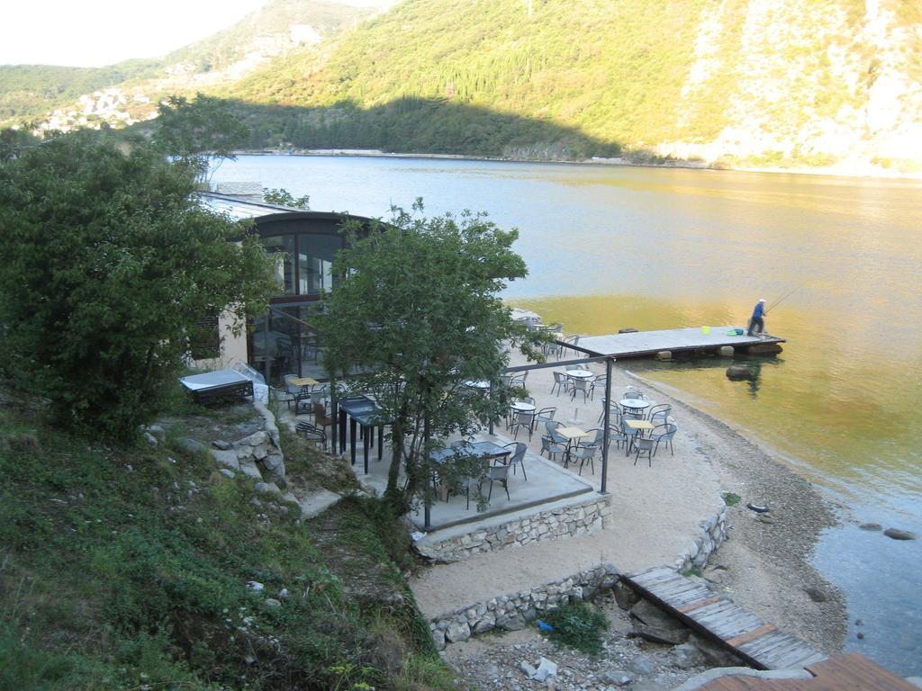 Apartment Aleksandar Tivat Dış mekan fotoğraf