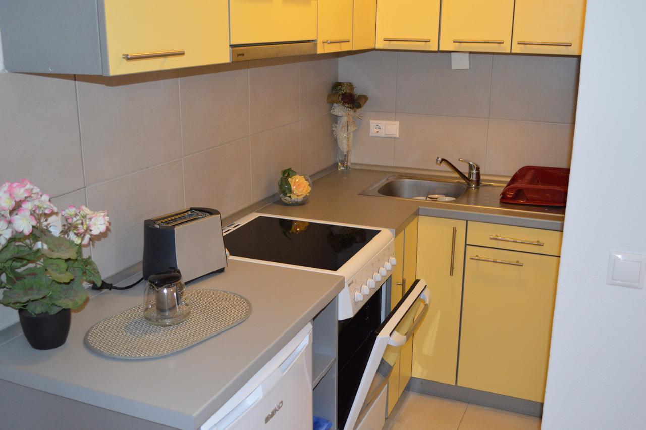 Apartment Aleksandar Tivat Dış mekan fotoğraf
