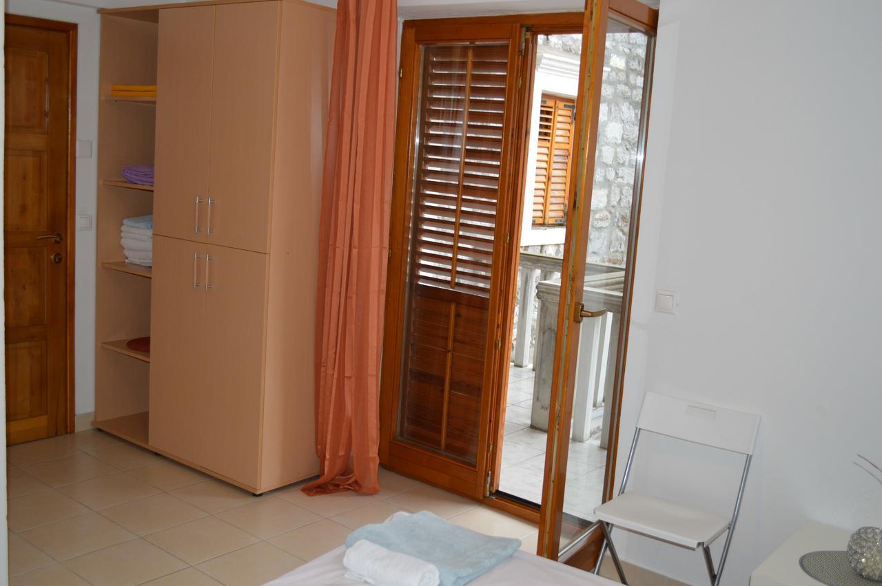 Apartment Aleksandar Tivat Dış mekan fotoğraf