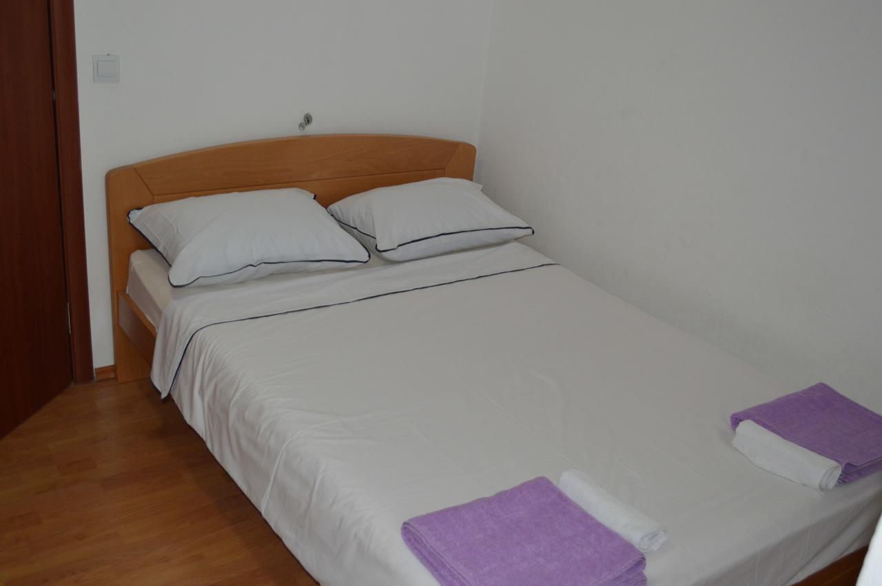 Apartment Aleksandar Tivat Dış mekan fotoğraf