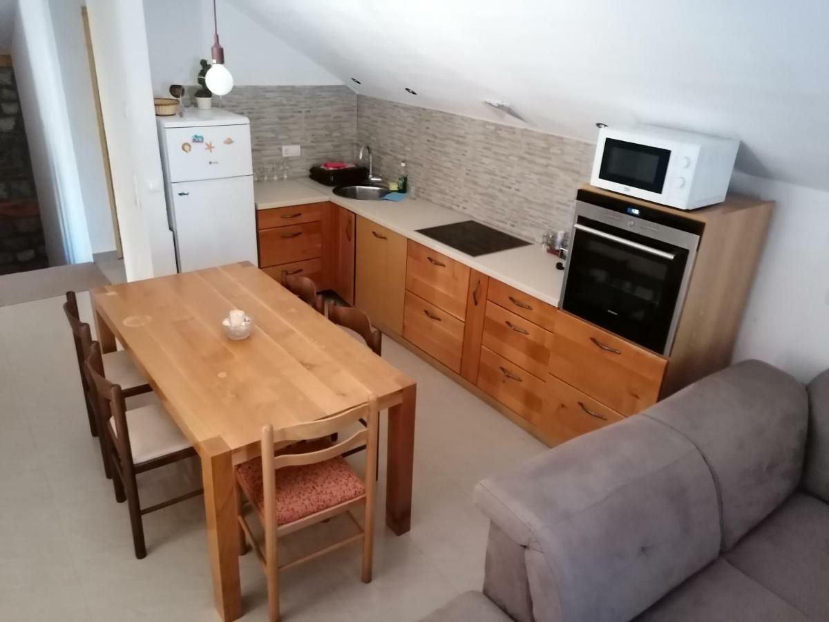 Apartment Aleksandar Tivat Dış mekan fotoğraf